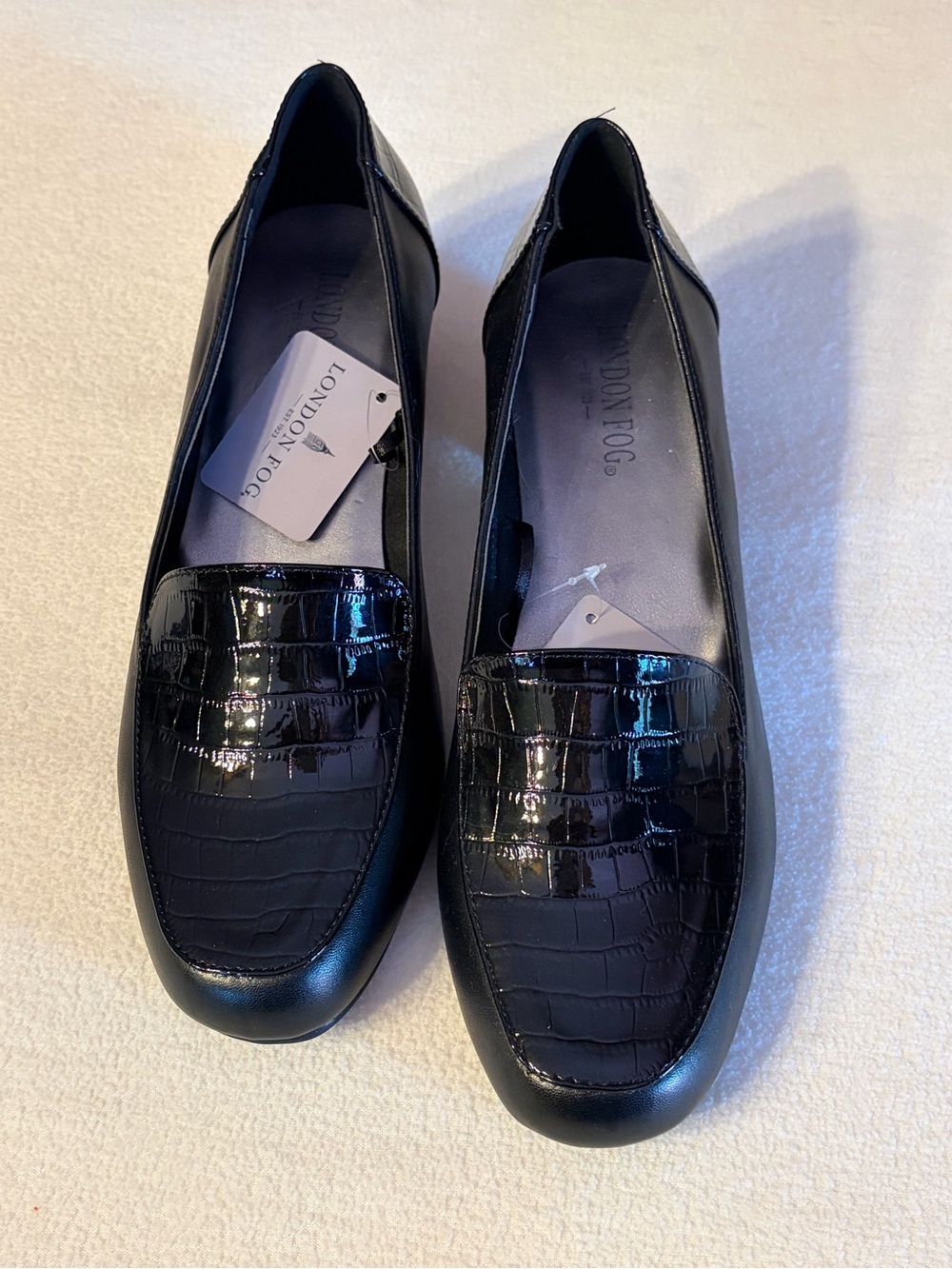 London Fog Fulton Black Croc-Texture Vamp and Heel Patent Loafers New Size 8